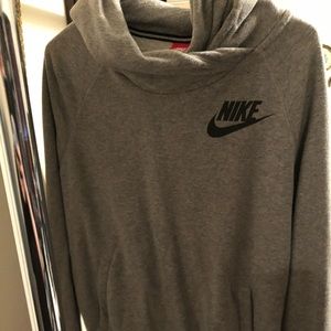 Nike pullover hoodie